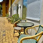Appartementhaus 5. Jahreszeit Apartament