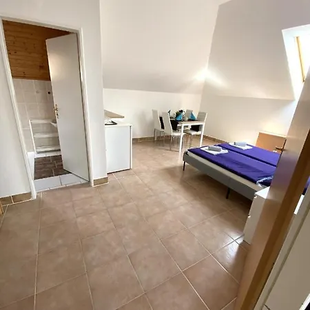 Appartementhaus 5. Jahreszeit Apartment Heviz