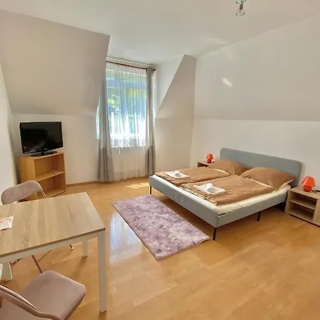 Appartementhaus 5. Jahreszeit *