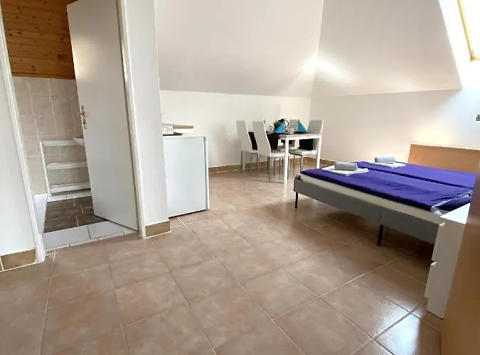 Apartment Appartementhaus 5. Jahreszeit Hévíz