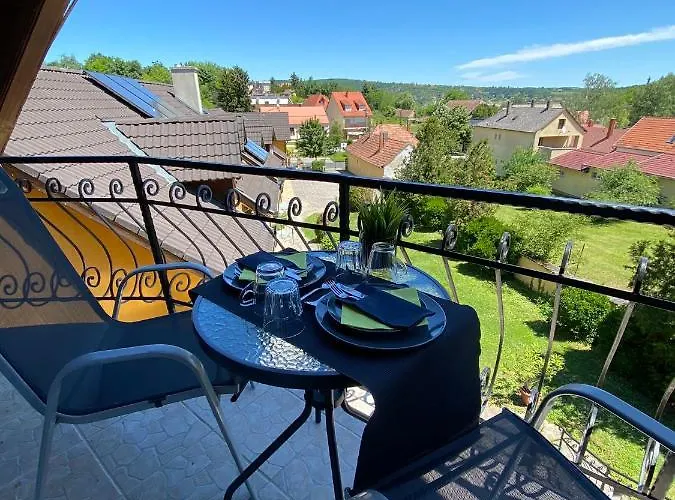 Appartementhaus 5. Jahreszeit Apartment Hévíz