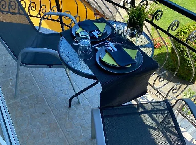 Appartementhaus 5. Jahreszeit Apartment *