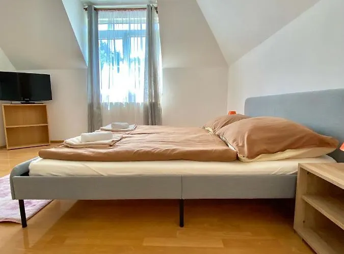 Appartementhaus 5. Jahreszeit Apartment *