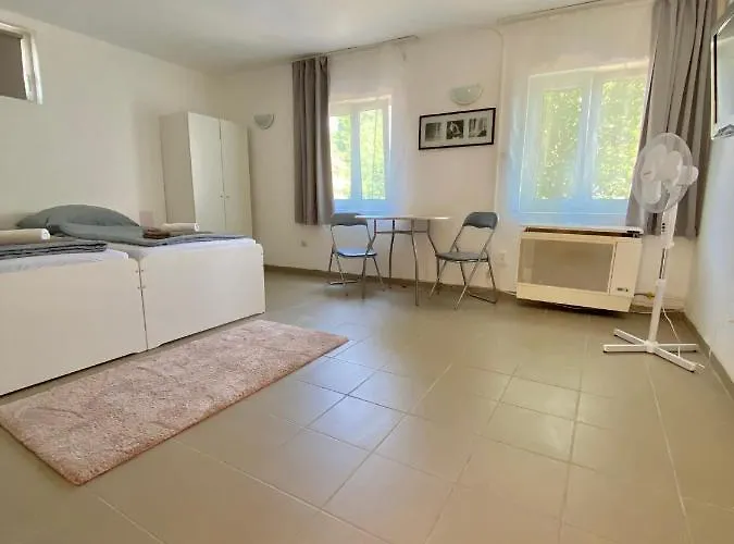 Appartementhaus 5. Jahreszeit Apartment *