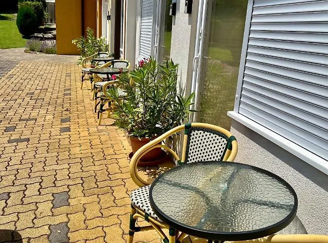 Appartementhaus 5. Jahreszeit Apartment Hévíz