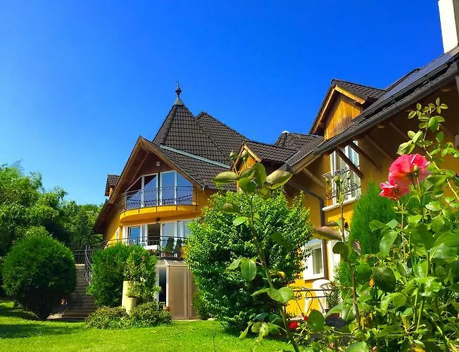 Appartementhaus 5. Jahreszeit Hévíz